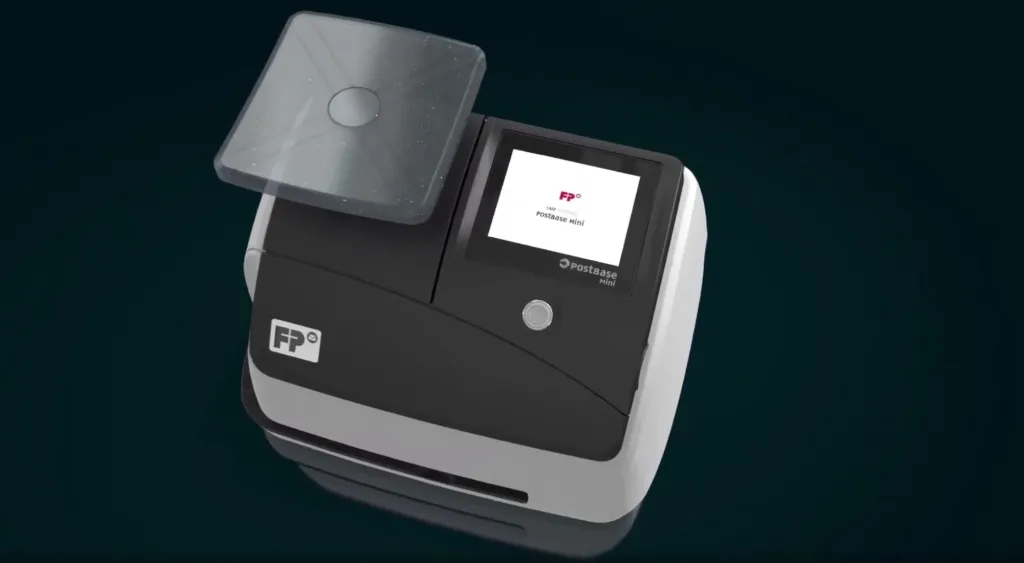 Franking machine