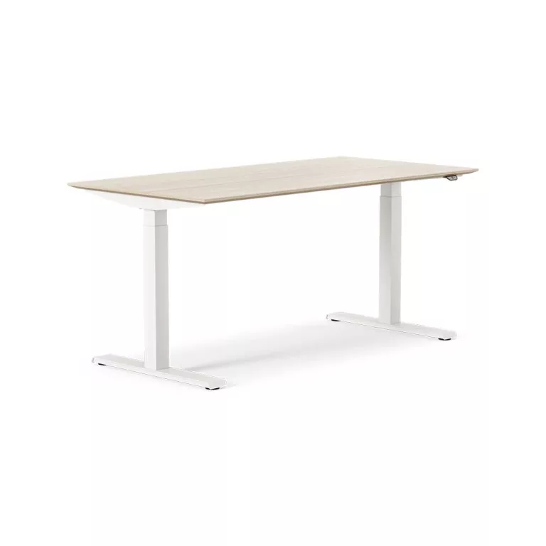 Kinnarps Series P desk